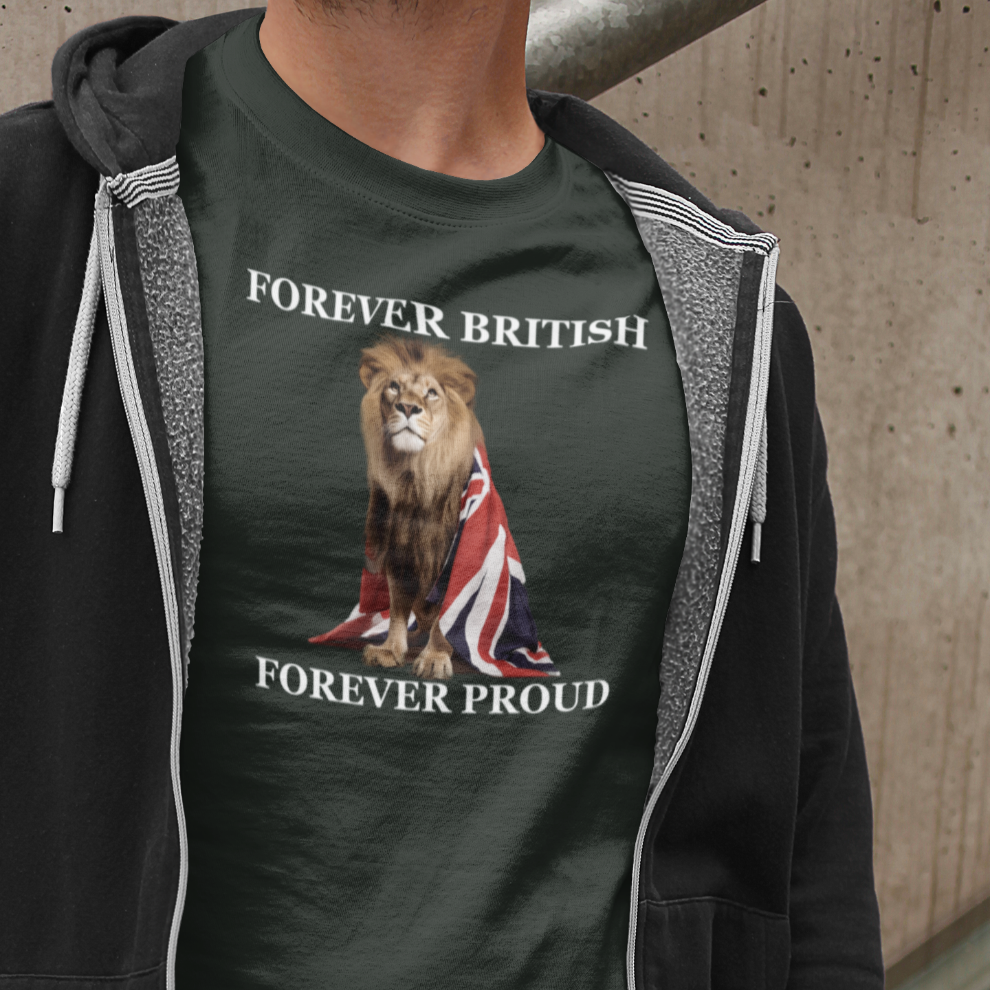 Regal Lion Union Jack T-Shirt: British Pride Ringspun Cotton Tee