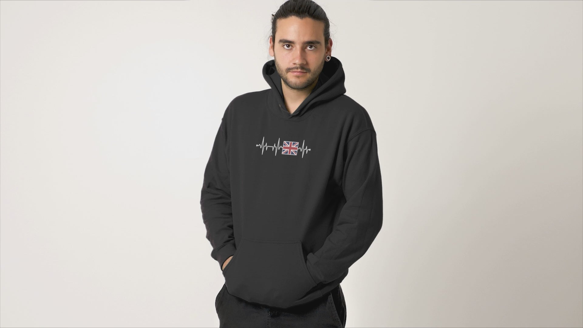 Union Jack Heartbeat Hoodie – Cotton British Flag Sweatshirt